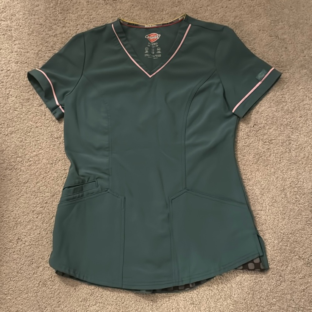 Dickies scrip top retro 
Matching pants on sale as well